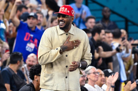 Carmelo Anthony wants MJ and two other greats to introduce him into Hall of Fame