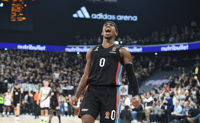 TJ Shorts addresses his future with Paris